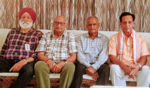 You are currently viewing ਆਯੂਸ਼ਮਾਨ ਕਾਰਡ ਦੀ ਸਹੂਲਤ 70 ਸਾਲ ਤੋਂ ਵੱਧ ਦੀ ਉਮਰ ਕਰਨ ਦੇ ਫੈਸਲੇ ਦਾ ਸਵਾਗਤ ਕੀਤਾ – ਚੌਧਰੀ ਕੁਮਾਰ ਸੈਣੀ