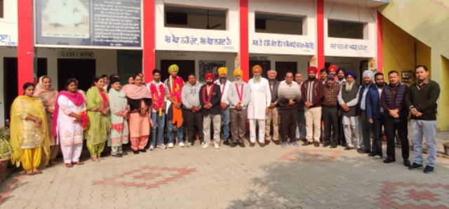 You are currently viewing ਧੁੱਗਾ ਕਲਾਂ ਦੇ ਵਿਦਿਆਰਥੀਆਂ ਦਾ ਸ਼ਾਨਦਾਰ ਪ੍ਰਦਰਸ਼ਨ*