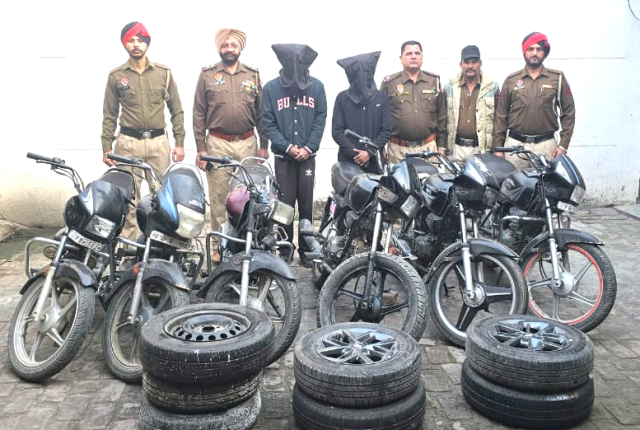 You are currently viewing ਮੋਟਰਸਾਈਕਲ ਅਤੇ ਵਹੀਕਲਾਂ ਦੇ ਟਾਇਰ ਚੋਰੀ ਕਰਨ ਵਾਲੇ 3 ਨੌਜਵਾਨ ਆਏ ਪੁਲਿਸ ਅੜਿੱਕੇ