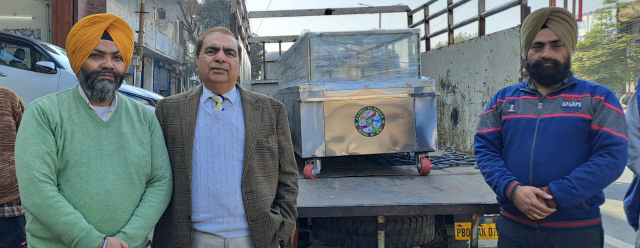 You are currently viewing ਡਾ.ਉਬਰਾਏ ਵੱਲੋਂ ਮਨੁੱਖਤਾ ਨੂੰ ਬਚਾਉਣ ਲਈ ਕੀਤੇ ਜਾ ਰਹੇ ਹਨ ਨੇਕ ਕਾਰਜ : ਰਾਜੇਸ਼ ਮਰਵਾਹਾ