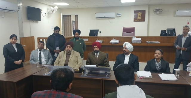 You are currently viewing ਕੌਮੀ ਲੋਕ ਅਦਾਲਤ ਦੌਰਾਨ 15968 ਕੇਸਾਂ ਦਾ ਮੌਕੇ ’ਤੇ ਨਿਪਟਾਰਾ