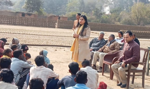 Read more about the article सगरां ईंटों के भट्ठे के मजदूरों को टीबी रोग के बारे में जागरूक किया गया