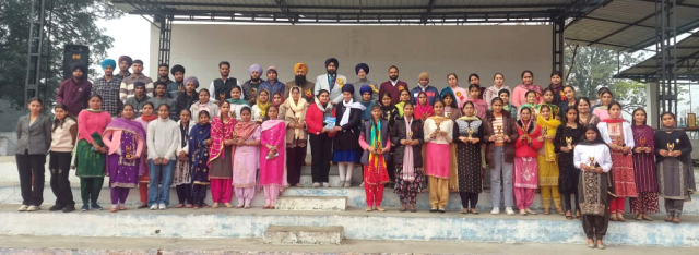 You are currently viewing ਖ਼ਾਲਸਾ ਕਾਲਜ ਗੜ੍ਹਦੀਵਾਲਾ ਵਿਖੇ ਚੱਲ ਰਹੇ ਸੱਤ ਰੋਜ਼ਾ ਐੱਨ.ਐੱਸ.ਐੱਸ ਕੈਂਪ ਦੀ ਸਫ਼ਲਤਾ ਪੂਰਵਕ ਸਮਾਪਤੀ