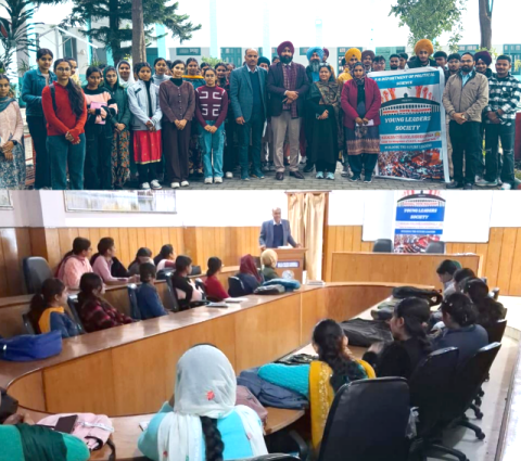 Read more about the article ਪੋਲੀਟੀਕਲ ਸਾਇੰਸ ਡਿਪਾਰਟਮੈਂਟ ਦੁਆਰਾ ” Young Leader Society” ਬਣਾਈ ਗਈ