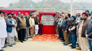 Read more about the article ਦਸੂਹਾ ਦੇ ਪਿੰਡ ਬੱਡਲਾ ਦੇ ਵਿੱਚ ਨਵੇਂ ਬਣੇ ਖੇਡ ਮੈਦਾਨ ਦਾ ਵਿਧਾਇਕ ਘੁੰਮਣ ਵੱਲੋਂ ਉਦਘਾਟਨ