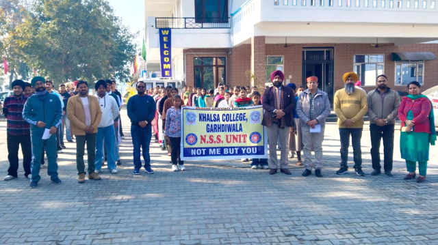 You are currently viewing ਖ਼ਾਲਸਾ ਕਾਲਜ ਗੜ੍ਹਦੀਵਾਲਾ ਵਿਖੇ ਰਾਸ਼ਟਰੀ ਵੋਟਰ ਦਿਵਸ ਮਨਾਇਆ