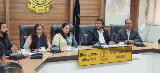 You are currently viewing ਸਫਾਈ ਕਰਮਚਾਰੀ ਕਮਿਸ਼ਨ ਦੇ ਚੇਅਰਮੈਨ ਦੀ ਅਪੀਲ ’ਤੇ ਸੀਵਰਨੈਨਾਂ ਨੇ ਹੜਤਾਲ ਕੀਤੀ ਮੁਲਤਵੀ