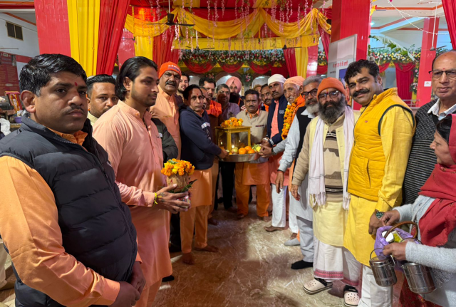Read more about the article ਸ਼੍ਰੀ ਬਾਵਾ ਲਾਲ ਸੇਵਕ ਸਭਾ ਬਟਾਲਾ ਵੱਲੋਂ 24ਵੀਂ ਸ਼ੋਭਾ ਯਾਤਰਾ ਪੈਦਲ ਬਟਾਲਾ ਤੋਂ ਧਿਆਨਪੁਰ ਧਾਮ ਲਈ ਰਵਾਨਾ ਹੋਈ