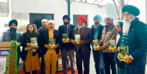 Read more about the article ਖ਼ਾਲਸਾ ਕਾਲਜ ਵਿਖੇ “ਇਨਵਾਯਰਮੈਂਟਲ ਡੀਗਰੇਡੇਸ਼ਨ” ਪੁਸਤਕ ਦਾ ਲੋਕ ਅਰਪਣ