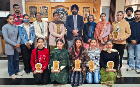 Read more about the article ਕੰਪਿਊਟਰ ਵਿਭਾਗ ਵੱਲੋਂ “ਸੇਫਰ ਇੰਟਰਨੈਟ ਡੇ” ਮਨਾਇਆ ਗਿਆ