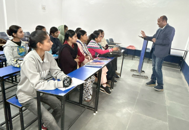 Read more about the article “ਰੋਲ ਆਫ਼ ਵੈਲਿਊ ਐਜੂਕੇਸ਼ਨ” ਤੇ ਵਿਸ਼ੇਸ਼ ਲੈਕਚਰ ਕਰਵਾਇਆ