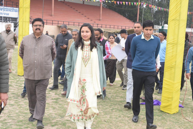 You are currently viewing ਨੇਚਰ ਫੈਸਟ ਦੀਆਂ ਤਿਆਰੀਆਂ ਤੇ ਪ੍ਰਬੰਧਾਂ ਨੂੰ ਅੰਤਮ ਛੋਹਾਂ, ਸ਼ੁੱਕਰਵਾਰ ਤੋਂ ਸ਼ੁਰੂ ਹੋਵੇਗਾ ਪੰਜ ਰੋਜ਼ਾ ਫੈਸਟ