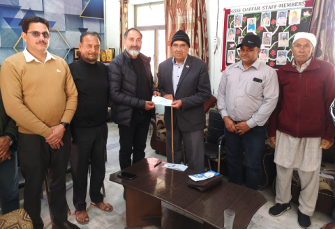 Read more about the article ਡੱਫਰ ਸਕੂਲ ਦੀ ਭਲਾਈ ਲਈ 51000 ਰੁਪਏ ਕੀਤੇ ਦਾਨ*