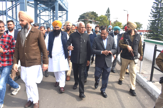 Read more about the article ਪੰਜਾਬ ਸਰਕਾਰ ਗੈਰਕਾਨੂੰਨੀ ਖਣਨ ‘ਤੇ ਅਪਣਾ ਰਹੀ ਹੈ ਸਖ਼ਤ ਰੁਖ਼ : ਬਰਿੰਦਰ ਕੁਮਾਰ ਗੋਇਲ