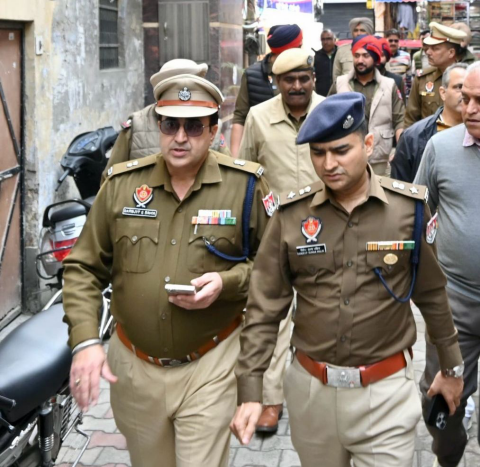 Read more about the article ਹੁਸ਼ਿਆਰਪੁਰ ’ਚ ਓਪਰੇਸ਼ਨ ਕਾਸੋ ਜਾਰੀ, ਐਸ.ਐਸ.ਪੀ.ਦੀ ਅਗਵਾਈ ’ਚ ਸਰਚ