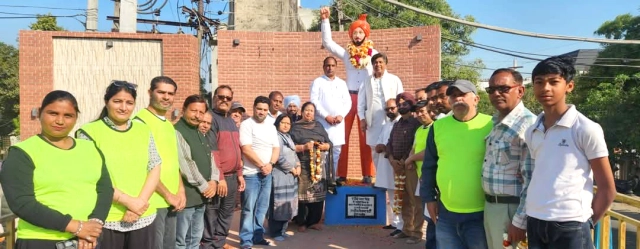 Read more about the article ਸ਼ਹੀਦਾਂ ਦੇ ਸੁਪਨਿਆਂ ਨੂੰ ਸਾਕਾਰ ਕਰਨ ‘ਚ ਯੋਗਦਾਨ ਦੇਣ ਨੌਜਵਾਨ : ਬ੍ਰਮ ਸ਼ੰਕਰ ਜਿੰਪਾ