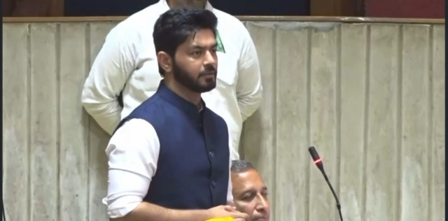 Read more about the article ਵਿਧਾਇਕ ਡਾ.ਇਸ਼ਾਂਕ ਕੁਮਾਰ ਨੇ ਚੱਬੇਵਾਲ ਹਲਕੇ ਦੇ ਸਕੂਲਾਂ ‘ਚ ਅਧਿਆਪਕਾਂ ਦੀ ਕਮੀ ਦਾ ਮਾਮਲਾ ਵਿਧਾਨ ਸਭਾ ‘ਚ ਰੱਖਿਆ