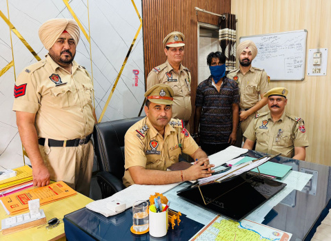 Read more about the article ਦਸੂਹਾ ਪੁਲਿਸ ਵੱਲੋ ਐਨ.ਡੀ.ਪੀ.ਐਸ.ਐਕਟ ਤਹਿਤ ਇੱਕ ਦੋਸ਼ੀ ਕਾਬੂ