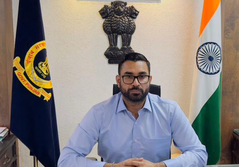 You are currently viewing ਰਾਤ 9:00 ਤੋਂ 9:30 ਵਜੇ ਤੱਕ 7 ਮਈ ਨੂੰ ਗੁਰਦਾਸਪੁਰ ਤੇ ਬਟਾਲਾ ਸ਼ਹਿਰ ਵਿੱਚ ਹੋਵੇਗਾ ਬਲੈਕ ਆਊਟ: ਡਿਪਟੀ ਕਮਿਸ਼ਨਰ