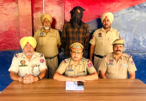 You are currently viewing ਨਸ਼ੀਲੇ ਪਦਾਰਥ ਸਮੇਤ ਇਕ ਮੁਲਜ਼ਮ ਪੁਲਿਸ ਵਲੋਂ ਕਾਬੂ 