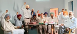 Read more about the article ਪੰਜਾਬ ਪੈਨਸ਼ਨਰਜ਼ ਯੂਨੀਅਨ ਰਜਿ. ਏ.ਆਈ.ਟੀ.ਯੂ.ਸੀ.ਦੀ ਮਹੀਨਾਵਾਰ ਮੀਟਿੰਗ ਹੋਈ