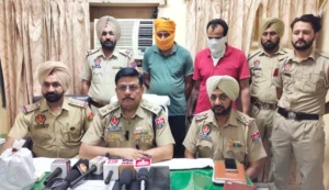 Read more about the article 1 ਕਿਲੋ ਅਫੀਮ ਤੇ ਡਰੱਗ ਮਨੀ ਸਮੇਤ ਮੋਟਰਸਾਈਕਲ ਸਵਾਰ 2 ਨੌਜਵਾਨ ਕਾਬੂ