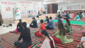Read more about the article KMS ਕਾਲਜ ਵਿਖੇ ਅੰਤਰਰਾਸ਼ਟਰੀ ਯੋਗਾ ਦਿਵਸ ਮੌਕੇ ਯੋਗਾ ਕੈਂਪ ਲਗਾਇਆ ਗਿਆ