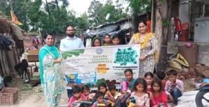 Read more about the article ਆਰ.ਆਰ.ਆਰ.ਸੈਂਟਰ ਵੱਲੋਂ ਪਿੰਡ ਝੰਬੋਵਾਲ ਝੁੱਗੀ-ਝੌਂਪੜੀ ਖੇਤਰਾਂ ‘ਚ ਘਰੇਲੂ ਸਮਾਨ ਵੰਡਿਆ ਗਿਆ 
