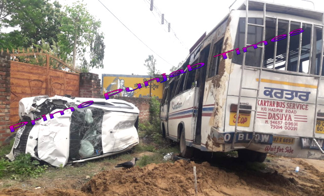 Read more about the article ਦਸੂਹਾ-ਹਾਜੀਪੁਰ ਰੋਡ ‘ਤੇ ਹੋਏ ਦਰਦਨਾਕ ਸੜਕ ਹਾਦਸੇ ‘ਚ 10 ਦੀ ਮੌ+ਤ,32 ਜ਼ਖ਼ਮੀ