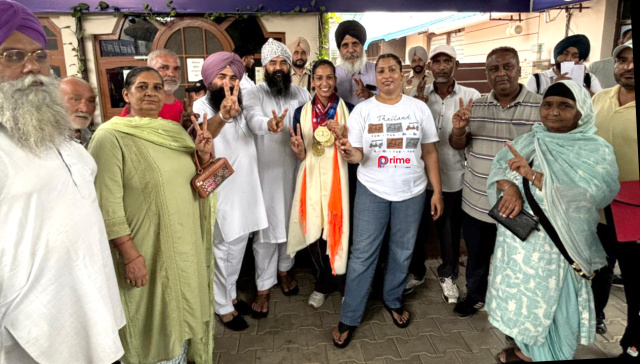 You are currently viewing ਵਰਲਡ ਪੁਲਿਸ ਐਂਡ ਫਾਇਰ ਜੇਮਜ਼ ‘ਚ ਦੇਸ਼ ਦਾ ਨਾਂਅ ਰੋਸ਼ਨ ਕਰਨ ਵਾਲੀ ਰਜਨੀ ਦਾ ਡਿਪਟੀ ਸਪੀਕਰ ਰੌੜੀ ਵੱਲ਼ੋਂ ਵਿਸ਼ੇਸ਼ ਸਨਮਾਨ