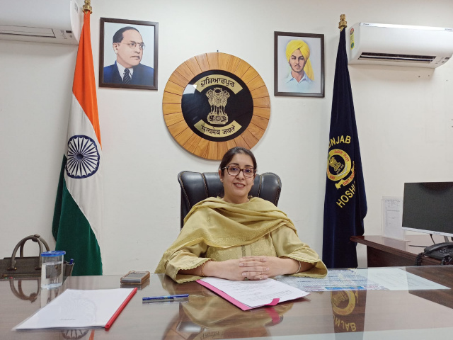 You are currently viewing ਸਾਰੇ ਨਾਗਰਿਕ ਆਪਣੇ ਅਤੇ ਆਪਣੇ ਬੱਚਿਆਂ ਦੇ ਆਧਾਰ ਕਾਰਡ ਜਰੂਰ ਅੱਪਡੇਟ ਕਰਵਾਉਣ –ADC