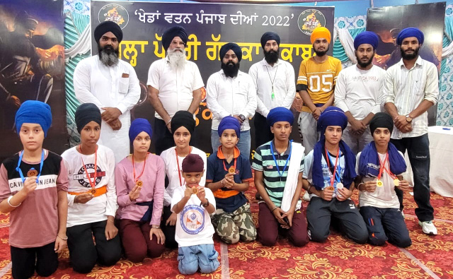 You are currently viewing ਸਮਾਜ ਸੇਵਾ ਦੀ ਮਿਸਾਲ ਬਣੀ ਮੀਰੀ ਪੀਰੀ ਸੇਵਾ ਸੁਸਾਇਟੀ ਗਰਨਾ ਸਾਹਿਬ : ਡੀਸੀ