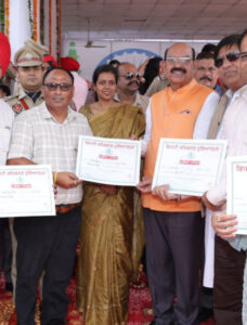 Read more about the article 79ਵੇਂ ਸੁਤੰਤਰਤਾ ਦਿਵਸ ਮੌਕੇ ਰਾਜੀਵ ਰੋਮੀ ਨੂੰ ਕੀਤਾ ਸਨਮਾਨਿਤ ……