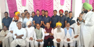 Read more about the article ਕੇਂਦਰੀ ਮੰਤਰੀ ਸ਼ਿਵਰਾਜ ਚੌਹਾਨ ਤੇ ਕੇਂਦਰੀ ਰਾਜ ਮੰਤਰੀ ਰਵਨੀਤ ਸਿੰਘ ਬਿੱਟੂ ਵੱਲੋਂ ਜ਼ਿਲ੍ਹਾ ਗੁਰਦਾਸਪੁਰ ਦੇ ਹੜ੍ਹ ਪ੍ਰਭਾਵਿਤ ਖੇਤਰਾਂ ਦਾ ਦੌਰਾ