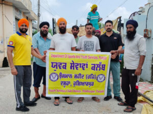 Read more about the article युवक सेवाएं क्लब उस्मान शहीद द्वारा बाढ़ प्रभावित क्षेत्रों में पशुओं का भेजा चारा