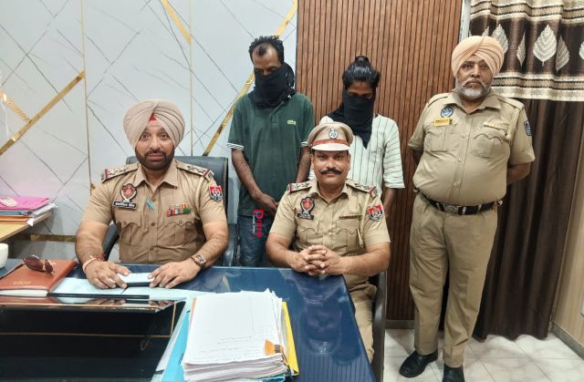 Read more about the article ਨਸ਼ੀਲੀਆਂ ਗੋਲੀਆਂ ਸਮੇਤ 02 ਦੋਸ਼ੀ ਚੜ੍ਹੇ ਪੁਲਿਸ ਦੇ ਹੱਥੇ 
