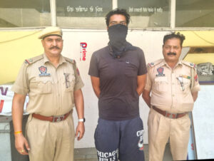 Read more about the article ਨਸ਼ੀਲੀਆਂ ਗੋਲੀਆਂ ਸਮੇਤ ਦੋਸ਼ੀ ਆਇਆ ਪੁਲਿਸ ਅੜਿੱਕੇ 