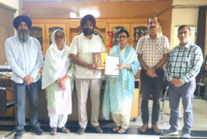 Read more about the article ਖ਼ਾਲਸਾ ਕਾਲਜ ਵਿਖੇ ‘ਹਿੰਦੀ ਦਿਵਸ’ ਨੂੰ ਸਮਰਪਿਤ ਵਿਸ਼ੇਸ਼ ਲੈਕਚਰ ਕਰਵਾਇਆ ਗਿਆ