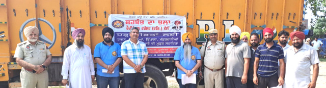 Read more about the article ਡਾ. ਉਬਰਾਏ ਵੱਲੋਂ ਸੰਕਟ ਦੀ ਘੜੀ ਵਿੱਚ ਹੜ ਪੀੜਤਾਂ ਲਈ ਰਾਹਤ ਕਾਰਜ ਨਿਰੰਤਰ ਜਾਰੀ