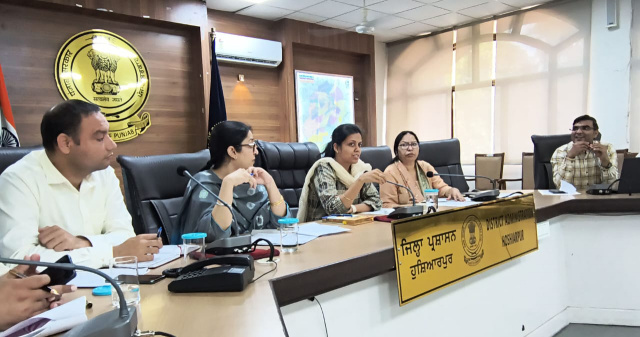 You are currently viewing ਜਨਗਣਨਾ-2027 ਦੀ ਤਿਆਰੀ ਸਬੰਧੀ ਹੋਈ ਮੀਟਿੰਗ, ਡਿਪਟੀ ਕਮਿਸ਼ਨਰ ਆਸ਼ਿਕਾ ਜੈਨ ਨੇ ਦਿੱਤੇ ਦਿਸ਼ਾ-ਨਿਰਦੇਸ਼