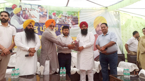 You are currently viewing ਹੜ੍ਹ ਪੀੜਤਾਂ ਨੂੰ ਦੀਵਾਲੀ ਤੋਂ ਪਹਿਲਾਂ ਰਾਹਤ ਮਿਲੀ, ਪੰਜਾਬ ਸਰਕਾਰ ਨੇ ਆਪਣਾ ਵਾਅਦਾ ਪੂਰਾ ਕੀਤਾ : ਡਾ.ਰਵਜੋਤ