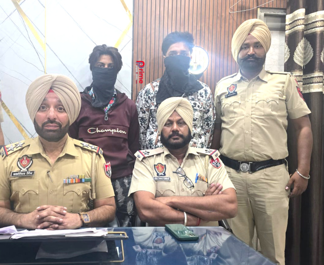 You are currently viewing ਹੈਰੋਇਨ ਤੇ ਨਸ਼ੀਲੀਆਂ ਗੋਲੀਆਂ ਸਮੇਤ ਦੋ ਨੌਜਵਾਨ ਆਏ ਪੁਲਿਸ ਅੜਿੱਕੇ* 