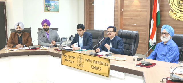 You are currently viewing ਪੰਜਾਬ ਰਾਜ ਖ਼ੁਰਾਕ ਕਮਿਸ਼ਨ ਦੇ ਚੇਅਰਮੈਨ ਨੇ ਪੋਸ਼ਣ, ਖੁਰਾਕ ਸੁਰੱਖਿਆ ਅਤੇ ਭਲਾਈ ਸਕੀਮਾਂ ਦੀ ਕੀਤੀ ਸਮੀਖਿਆ