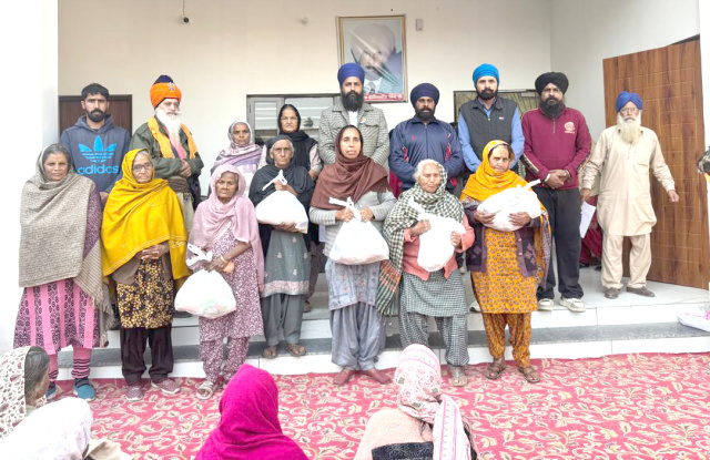 Read more about the article ਸੋਸਾਇਟੀ ਨੇ ਮਹੀਨਾਵਾਰ ਸਮਾਗਮ ਦੌਰਾਨ 300 ਲੋੜਵੰਦਾਂ ਨੂੰ ਵੰਡਿਆ ਰਾਸ਼ਣ