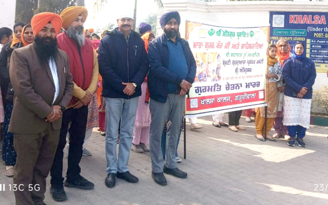 Read more about the article ਸਾਹਿਬਜ਼ਾਦਿਆਂ ਦੀ ਸ਼ਹੀਦੀ ਨੂੰ ਸਮਰਪਿਤ ਧਾਰਮਿਕ ਸਮਾਗਮ ਅਤੇ ਗੁਰਮਤਿ ਚੇਤਨਾ ਮਾਰਚ ਕੱਢਿਆ