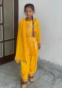 Read more about the article ਸਿਮਰਨ ਕੌਰ ਨੂੰ ਜਨਮਦਿਨ ਦੀਆਂ ਬਹੁਤ ਬਹੁਤ ਮੁਬਾਰਕਾਂ