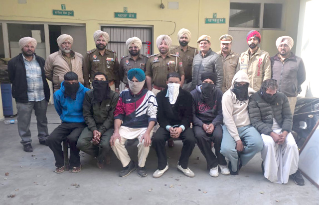 Read more about the article ਪੁਲਿਸ ਨੇ ਵੱਖ-ਵੱਖ ਕੇਸਾਂ ਤਹਿਤ 7 ਦੋਸ਼ੀਆਂ ਨੂੰ ਕੀਤਾ ਕਾਬੂ 