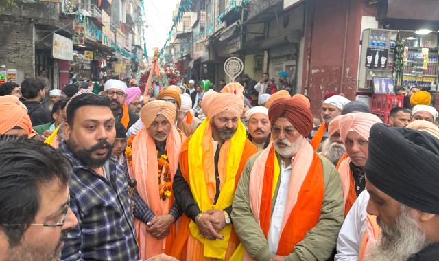 You are currently viewing ਗੁਰੂ ਰਵਿਦਾਸ ਮਹਾਰਾਜ ਦੇ 649ਵੇਂ ਪ੍ਰਕਾਸ਼ ਪੁਰਬ ’ਤੇ ਬਟਾਲਾ ਵਿੱਚ ਸ਼ਰਧਾ ਦਾ ਸੈਲਾਬ