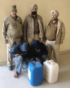 Read more about the article ਪੁਲਿਸ ਨੇ 60 ਹਜ਼ਾਰ ਐਮ.ਐਲ.ਨਜਾਇਜ਼ ਸ਼ਰਾਬ ਸਮੇਤ ਦੋ ਤਸਕਰ ਕੀਤੇ ਕਾਬੂ