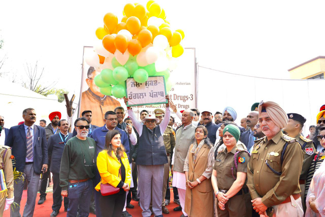 You are currently viewing ਨਸ਼ਾ ਵਿਰੋਧੀ ਮੁਹਿੰਮ ਲੋਕਾਂ ਦੀ ਮੁਹਿੰਮ ਬਣੀ- ਮੁੜ ਬਣੇਗਾ ਰੰਗਲਾ ਪੰਜਾਬ : ਗੁਲਾਬ ਚੰਦ ਕਟਾਰੀਆ